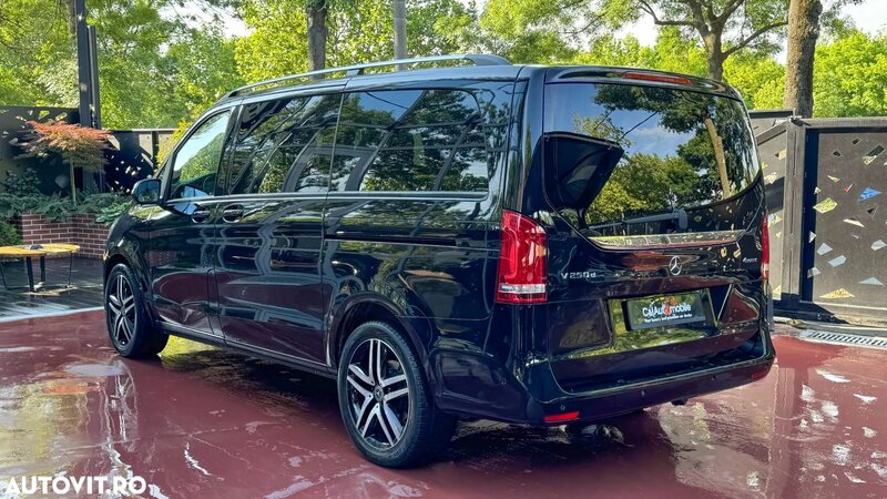Mercedes-Benz V 250
